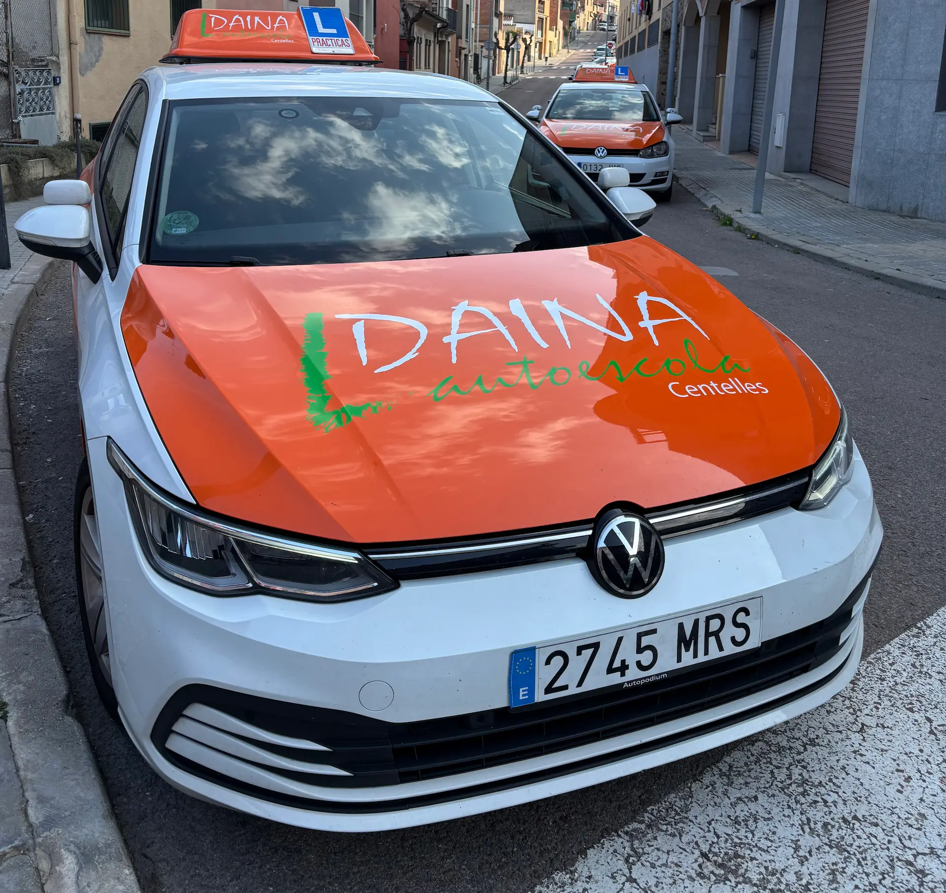 Cotxe de pràctiques carnet B a Centelles
